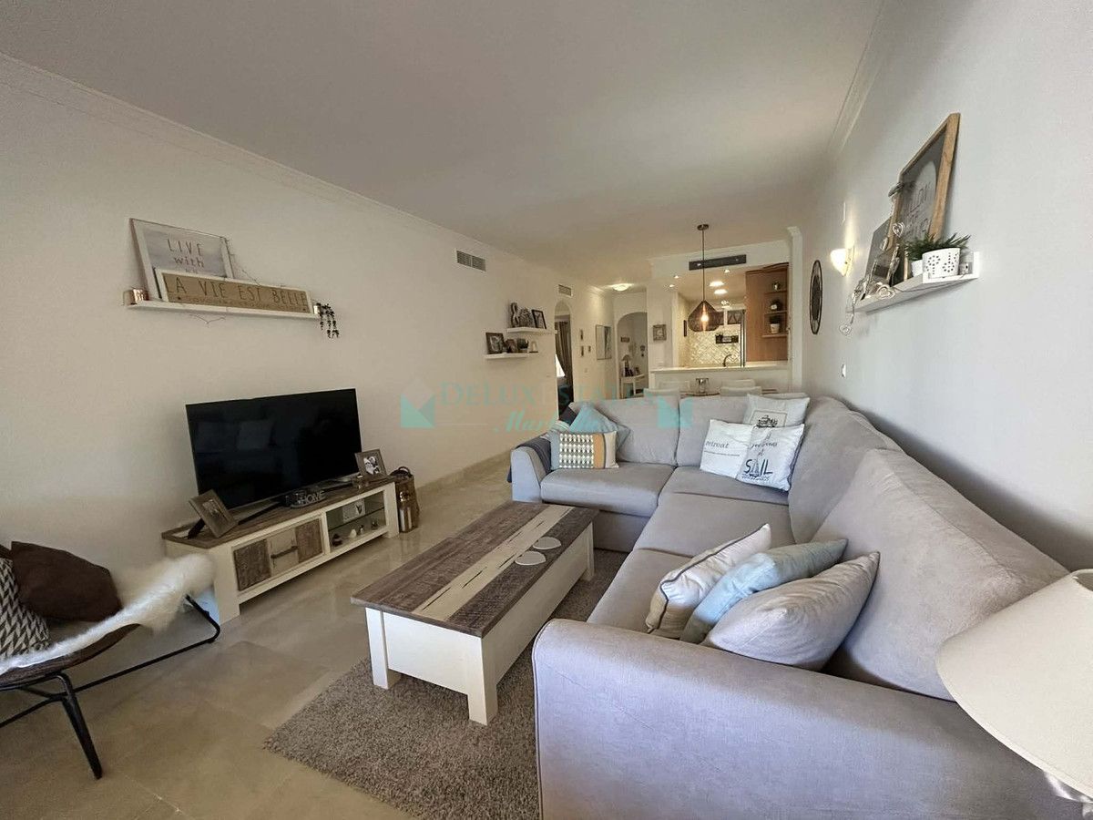 Apartamento en venta en Elviria, Marbella Este
