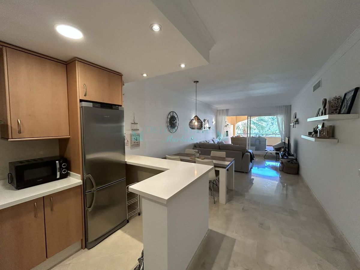 Apartamento en venta en Elviria, Marbella Este
