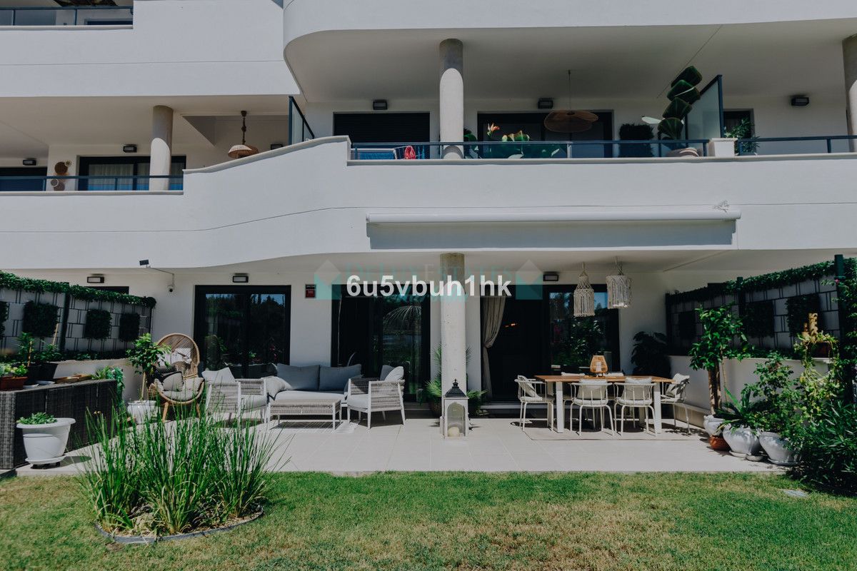 Ground Floor Apartment for sale in Estepona