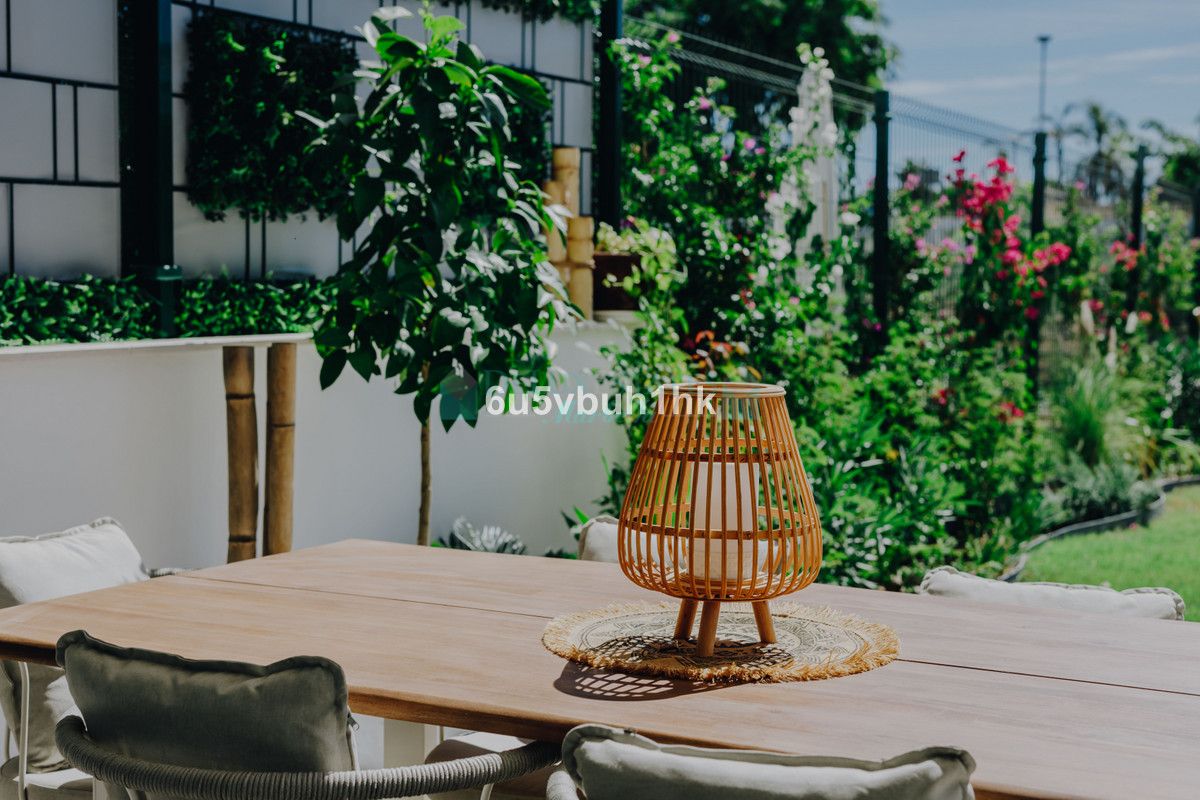 Ground Floor Apartment for sale in Estepona