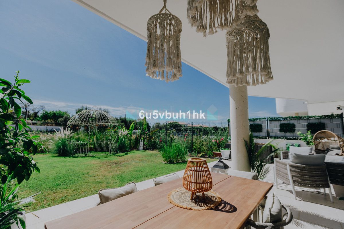 Ground Floor Apartment for sale in Estepona