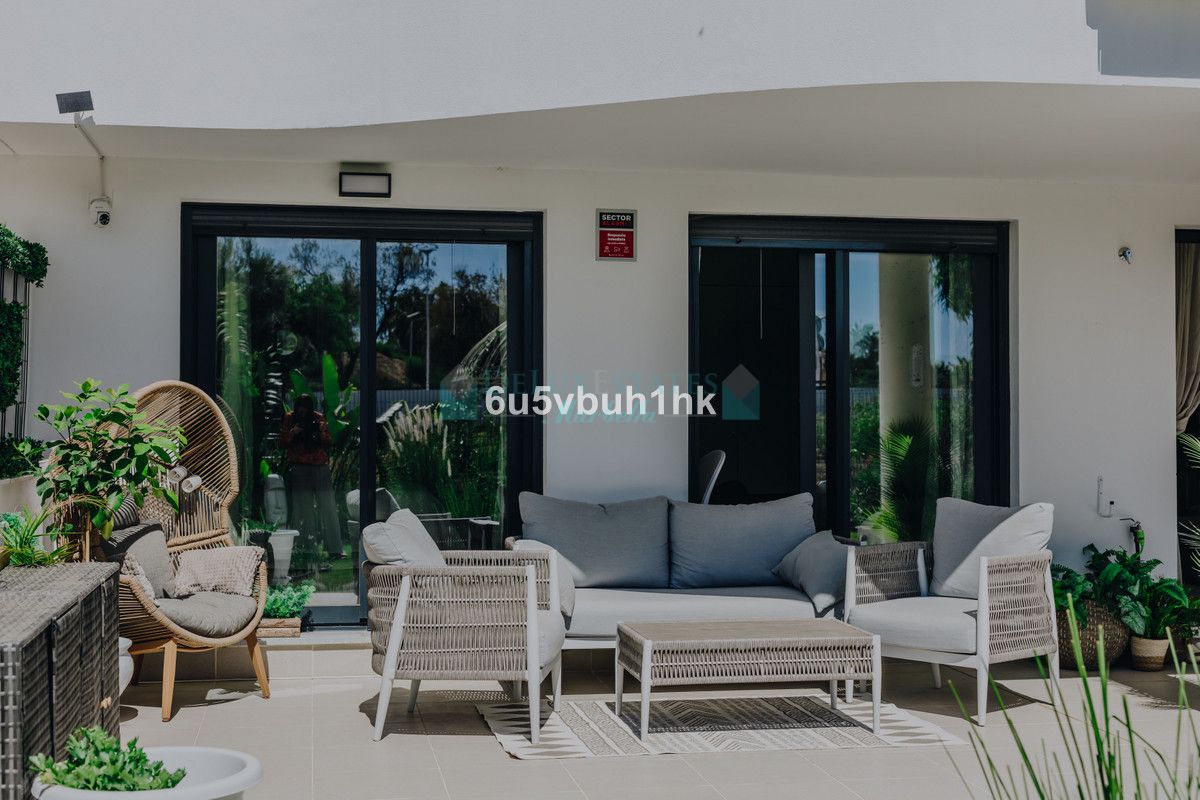 Ground Floor Apartment for sale in Estepona