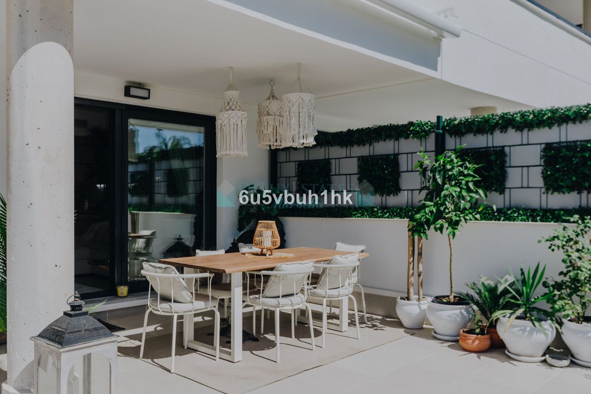 Ground Floor Apartment for sale in Estepona