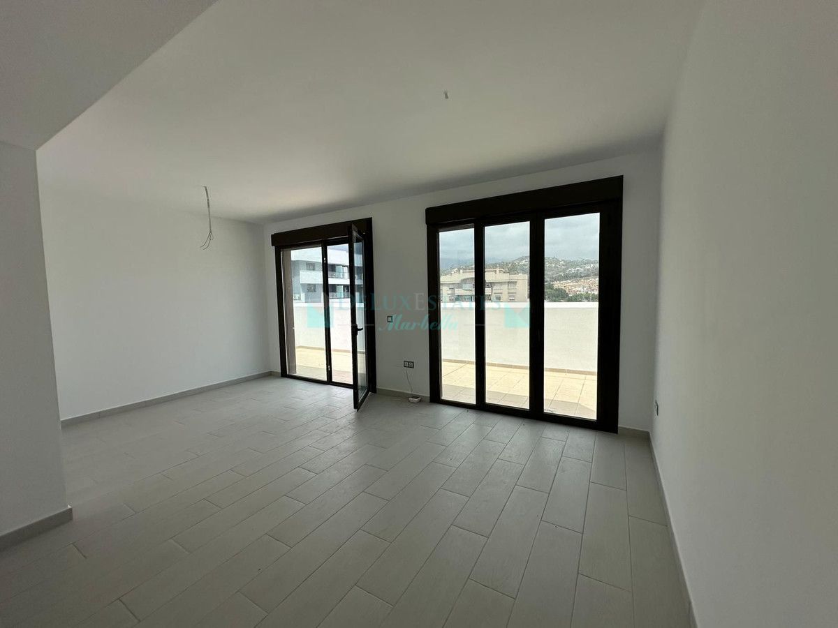 Penthouse for sale in Estepona