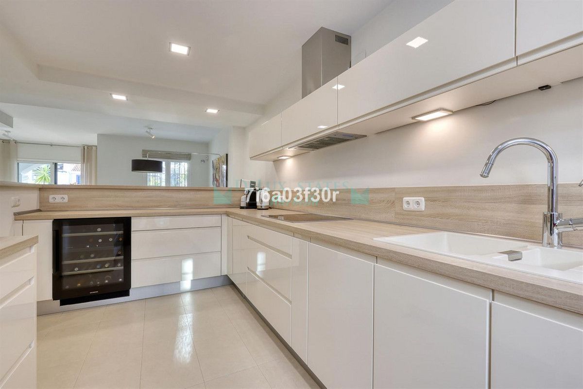 Town House for sale in Marbella