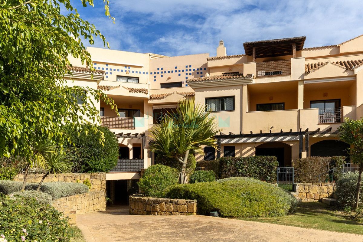 Ground Floor Apartment for sale in Marbella - Puerto Banus