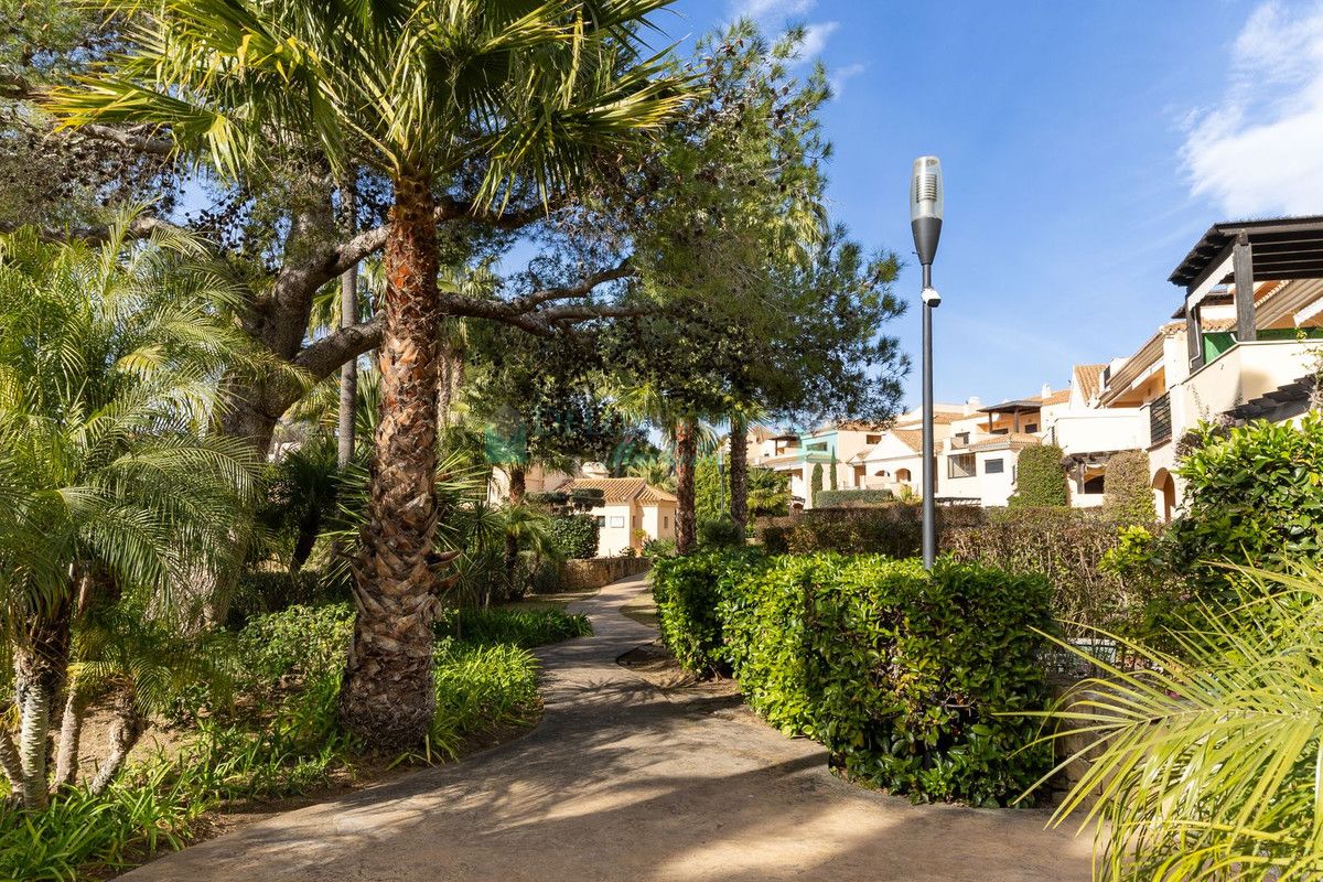 Ground Floor Apartment for sale in Marbella - Puerto Banus