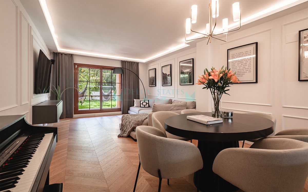 Ground Floor Apartment for sale in Benahavis