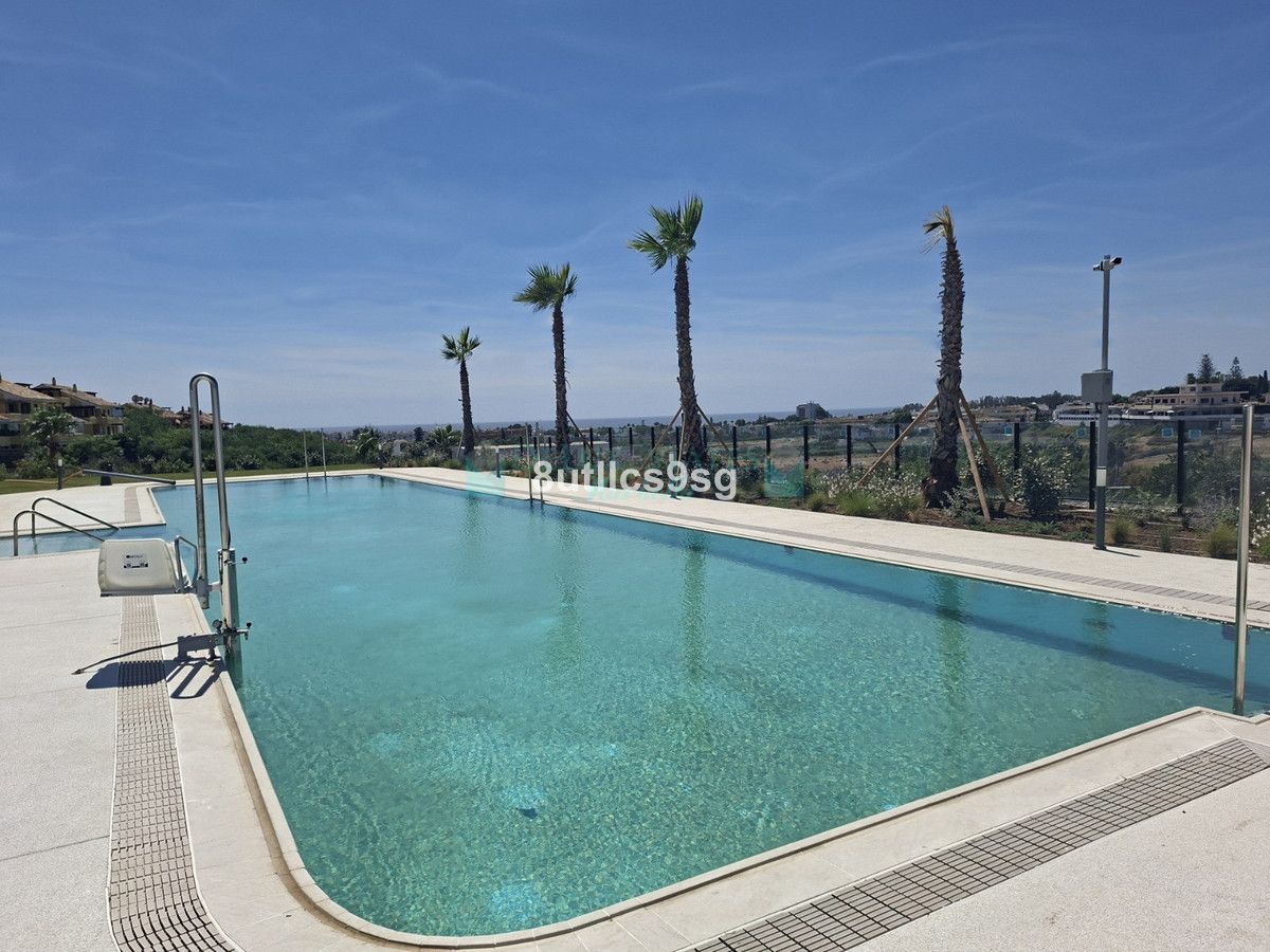 Penthouse for sale in Estepona