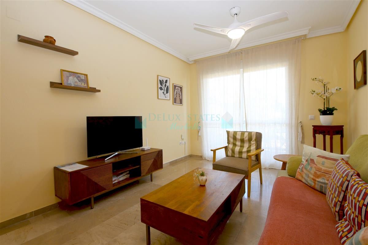 Apartment for rent in Estepona