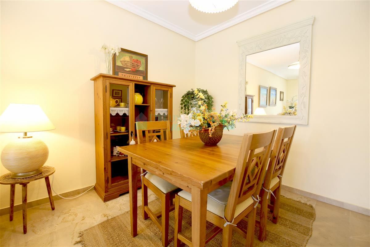Apartment for rent in Estepona
