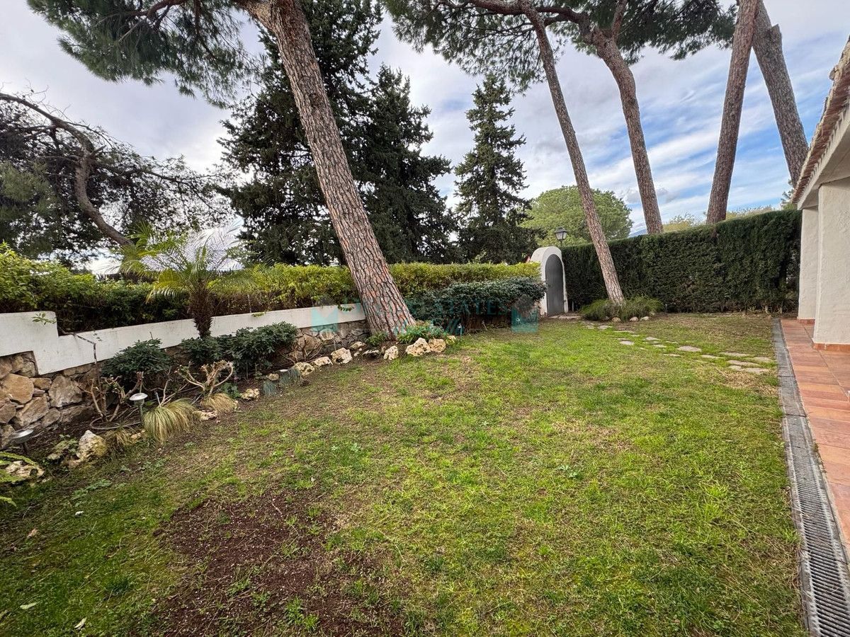 Town House for rent in Aloha, Nueva Andalucia