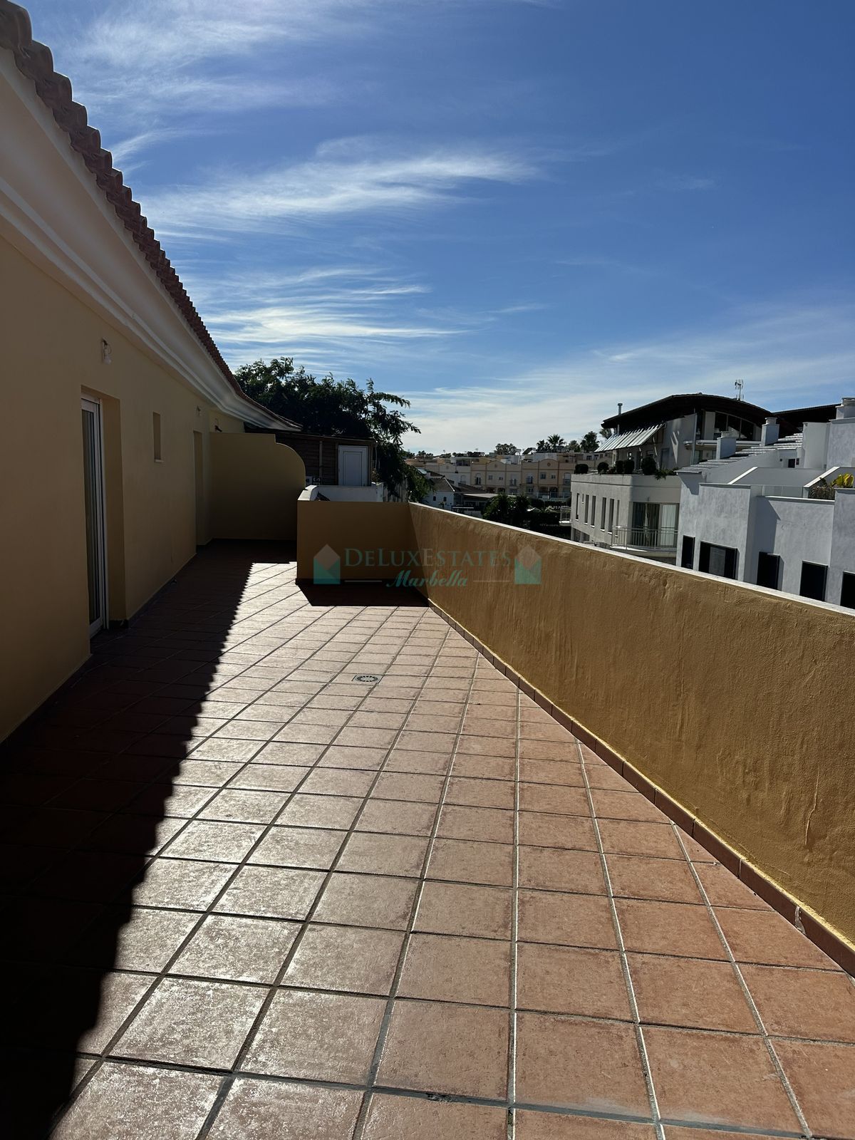 Penthouse for sale in Estepona
