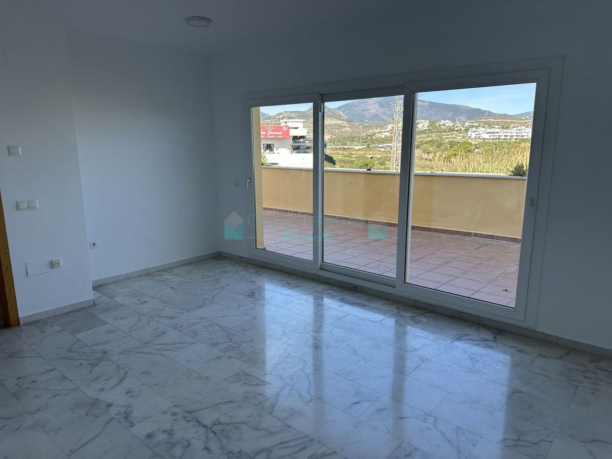 Penthouse for sale in Estepona