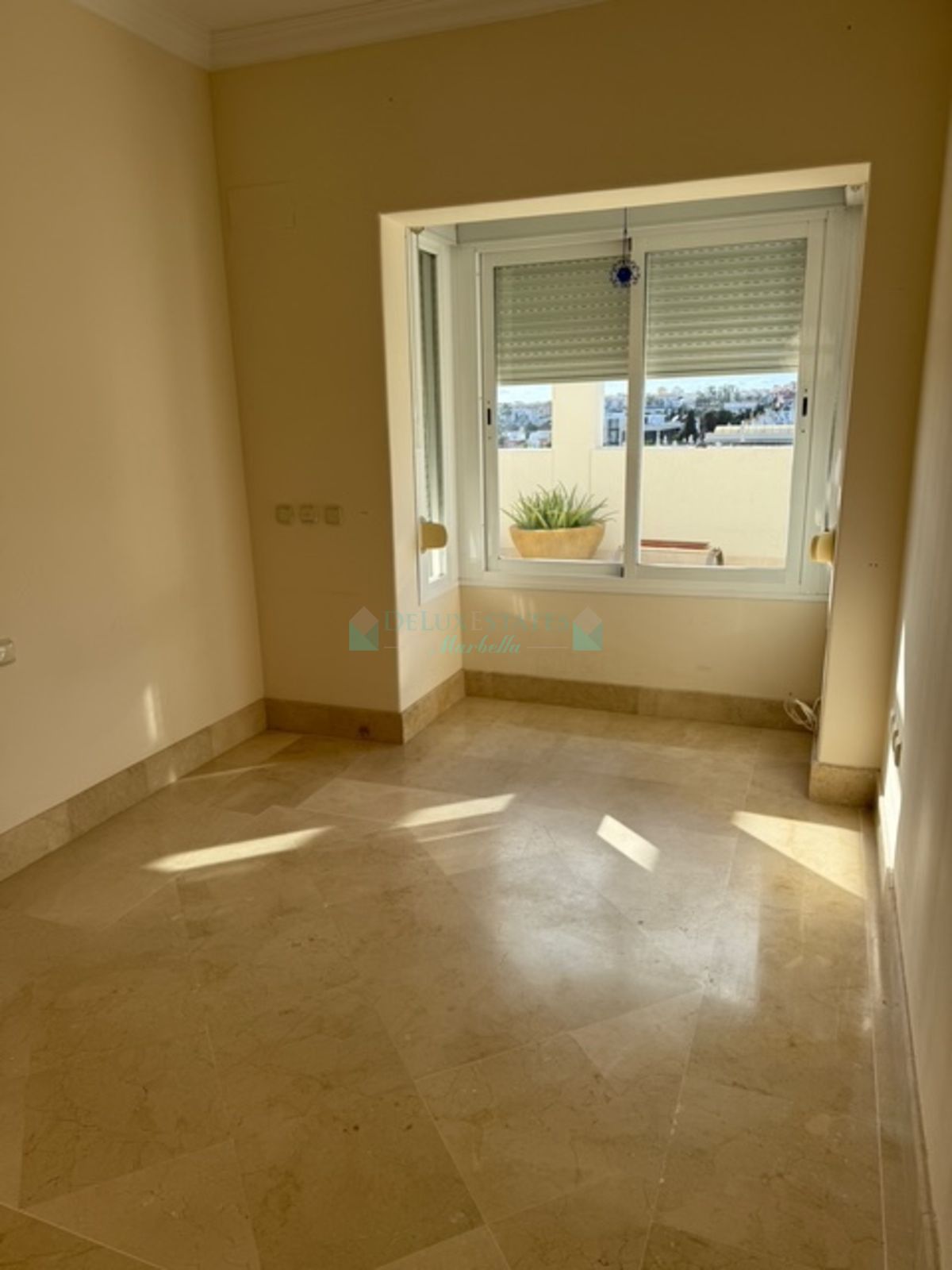 Ático en venta en Nueva Andalucia
