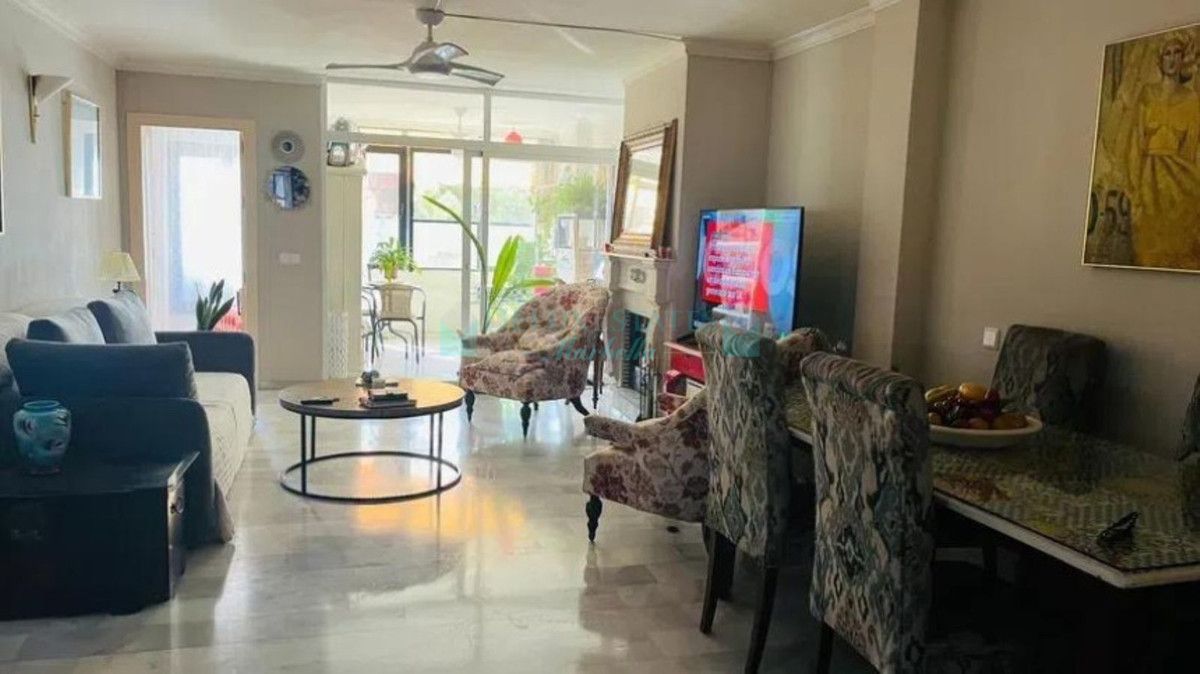 Apartment for sale in Nueva Andalucia