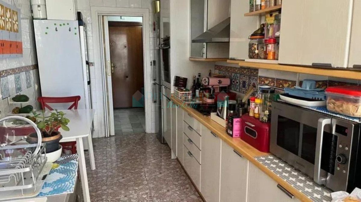 Apartment for sale in Nueva Andalucia