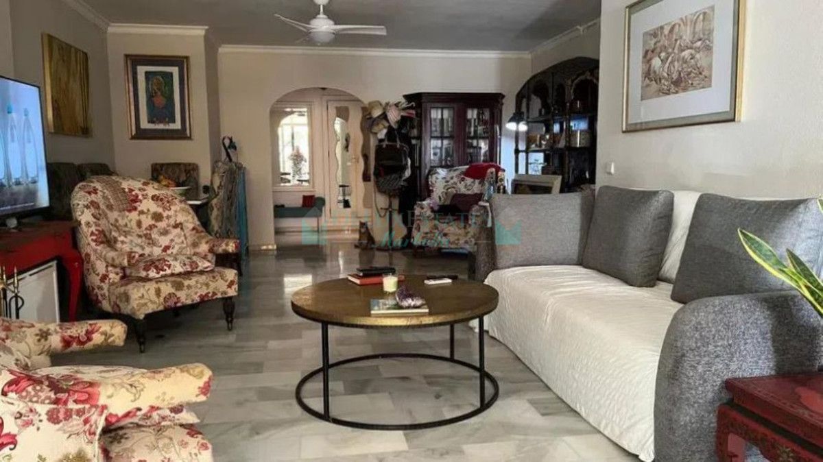 Apartment for sale in Nueva Andalucia