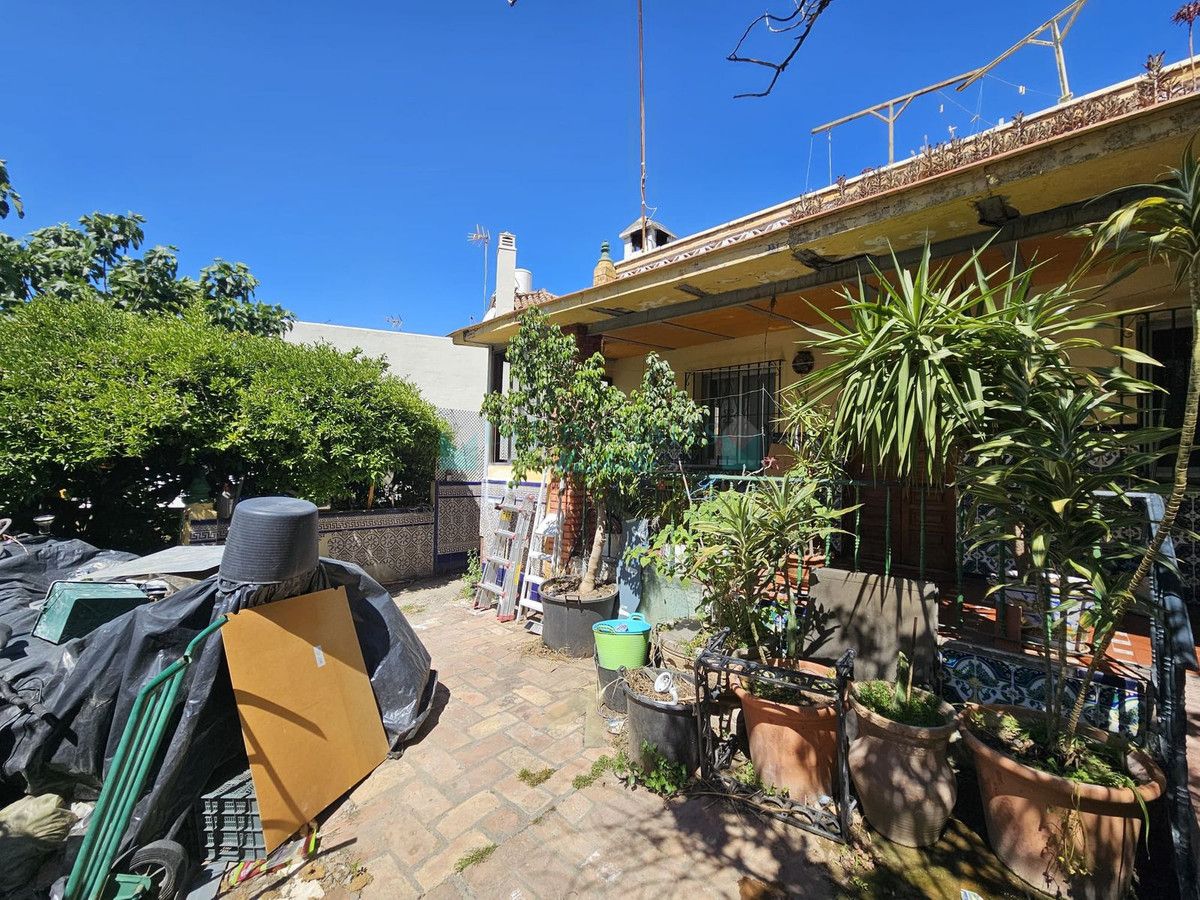 Semi Detached Villa for sale in Estepona