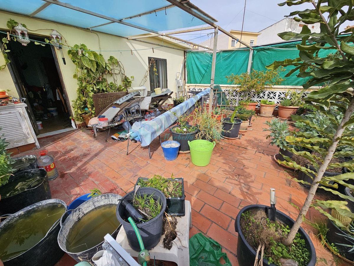 Villa Pareada en venta en Estepona