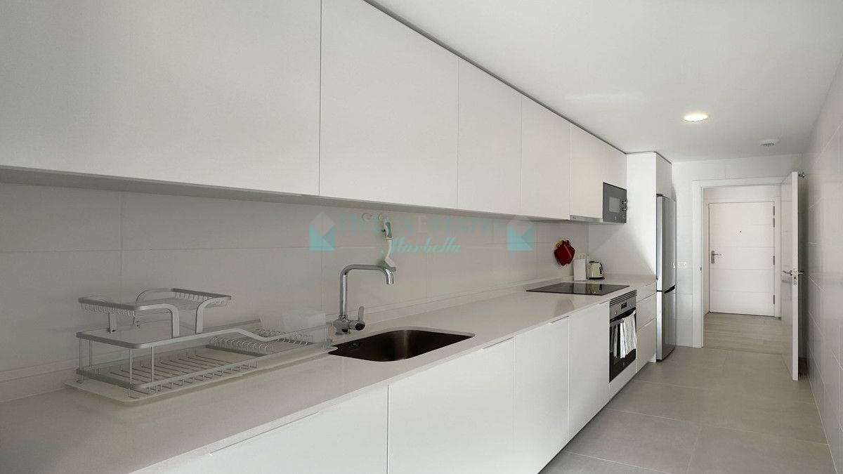 Penthouse for sale in Nueva Andalucia