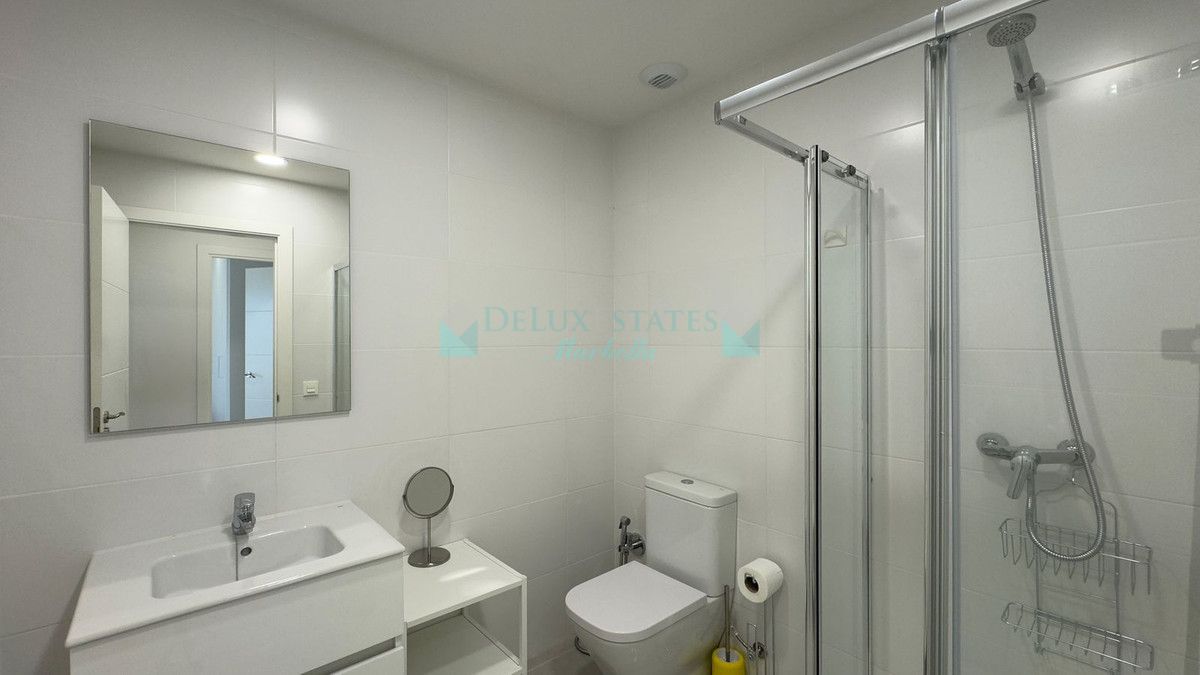 Penthouse for sale in Nueva Andalucia