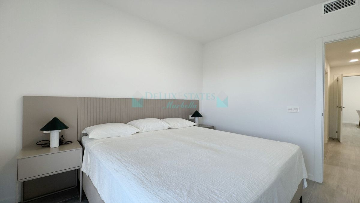 Penthouse for sale in Nueva Andalucia