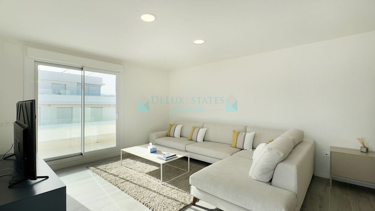 Penthouse for sale in Nueva Andalucia