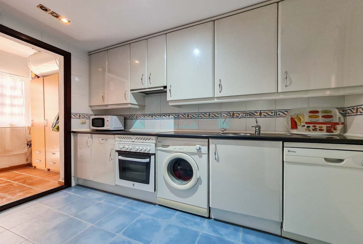 Ground Floor Apartment for sale in Nueva Andalucia