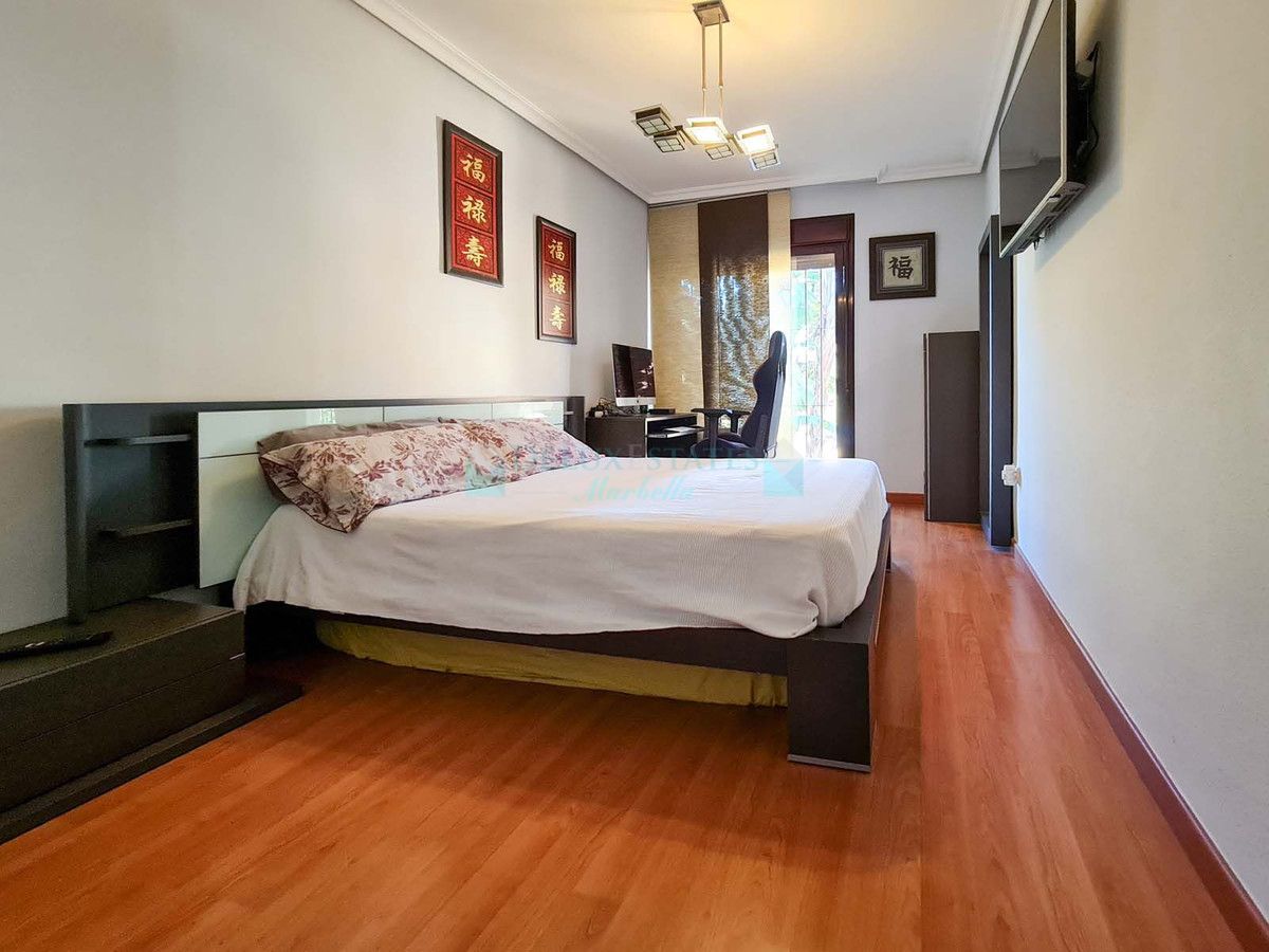 Ground Floor Apartment for sale in Nueva Andalucia