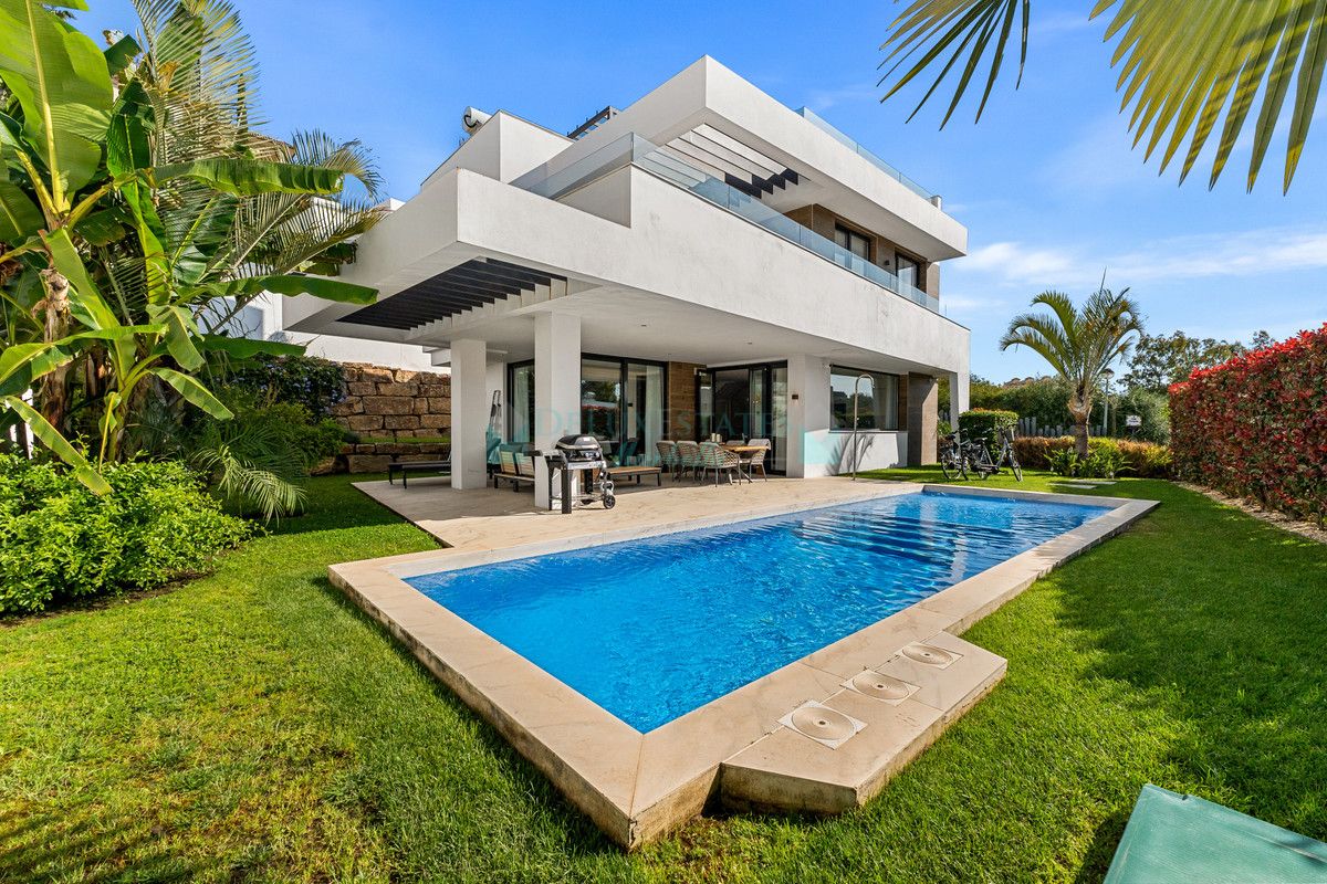 Villa for rent in New Golden Mile, Estepona