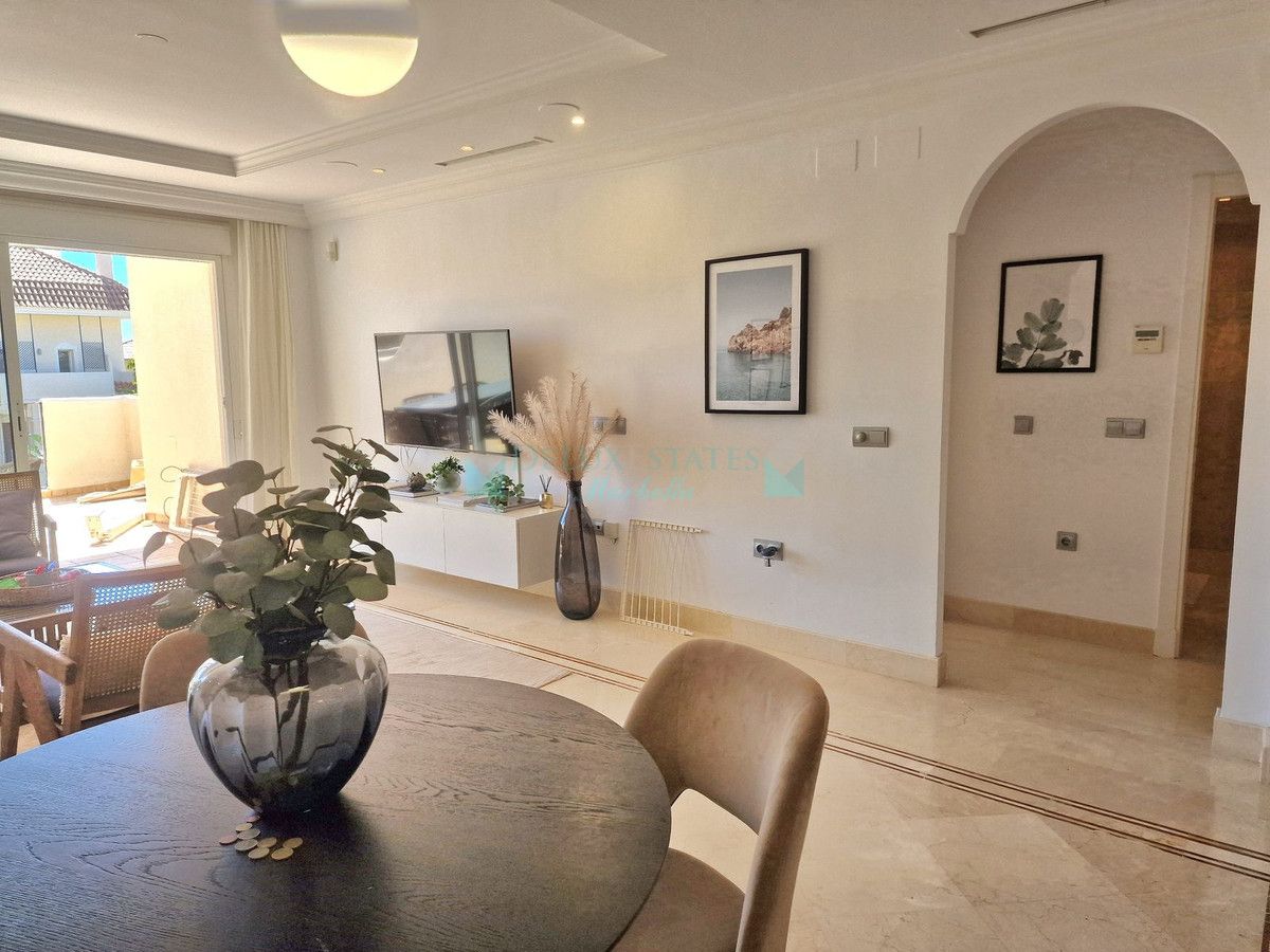 Apartment for sale in Nueva Andalucia