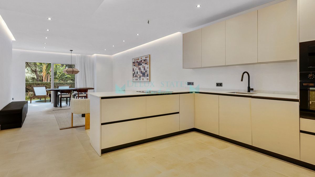 Apartment for sale in Nueva Andalucia