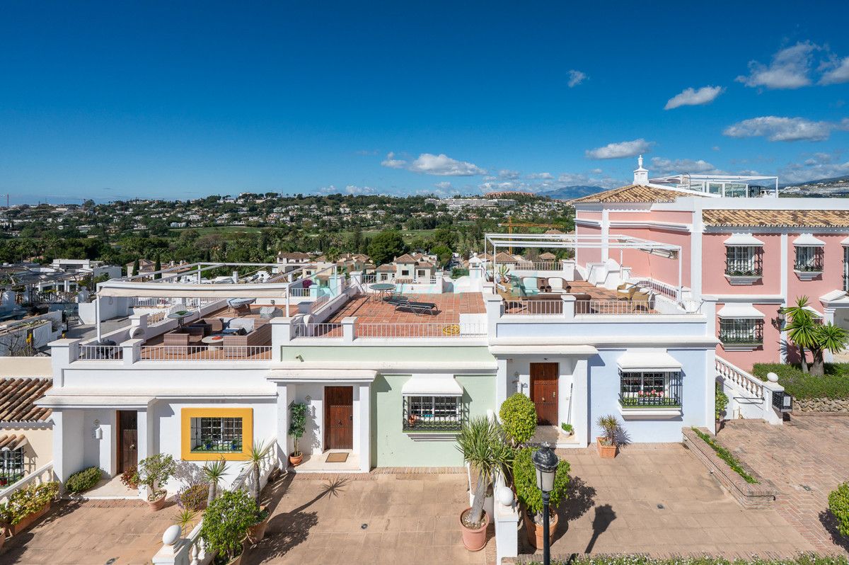 Adosado en venta en Nueva Andalucia