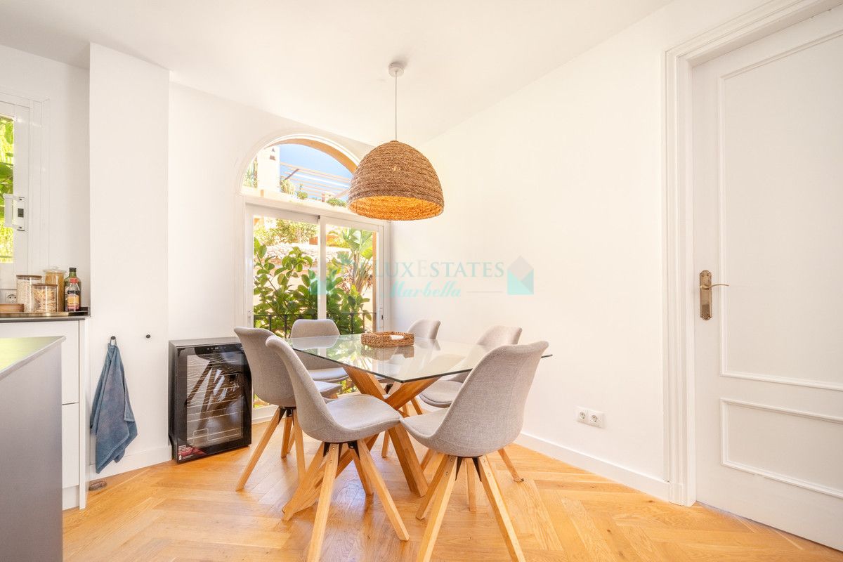 Penthouse for sale in Nueva Andalucia