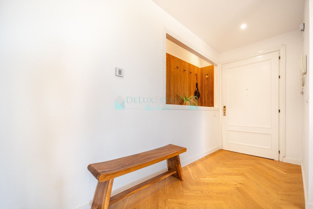 Penthouse for sale in Nueva Andalucia