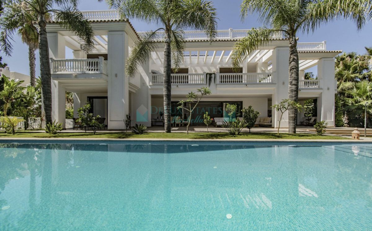 Villa en venta en Guadalmina Baja, San Pedro de Alcantara