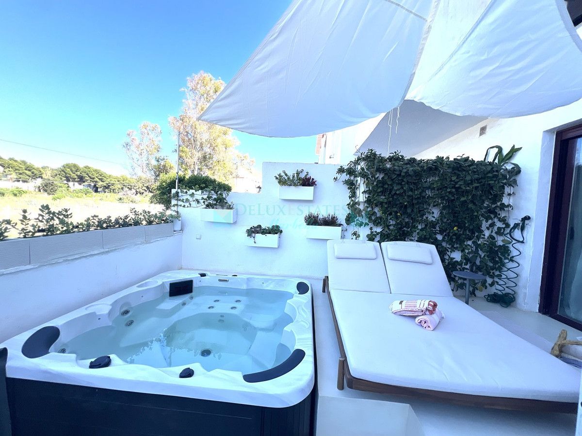 Ground Floor Apartment for rent in Nueva Andalucia