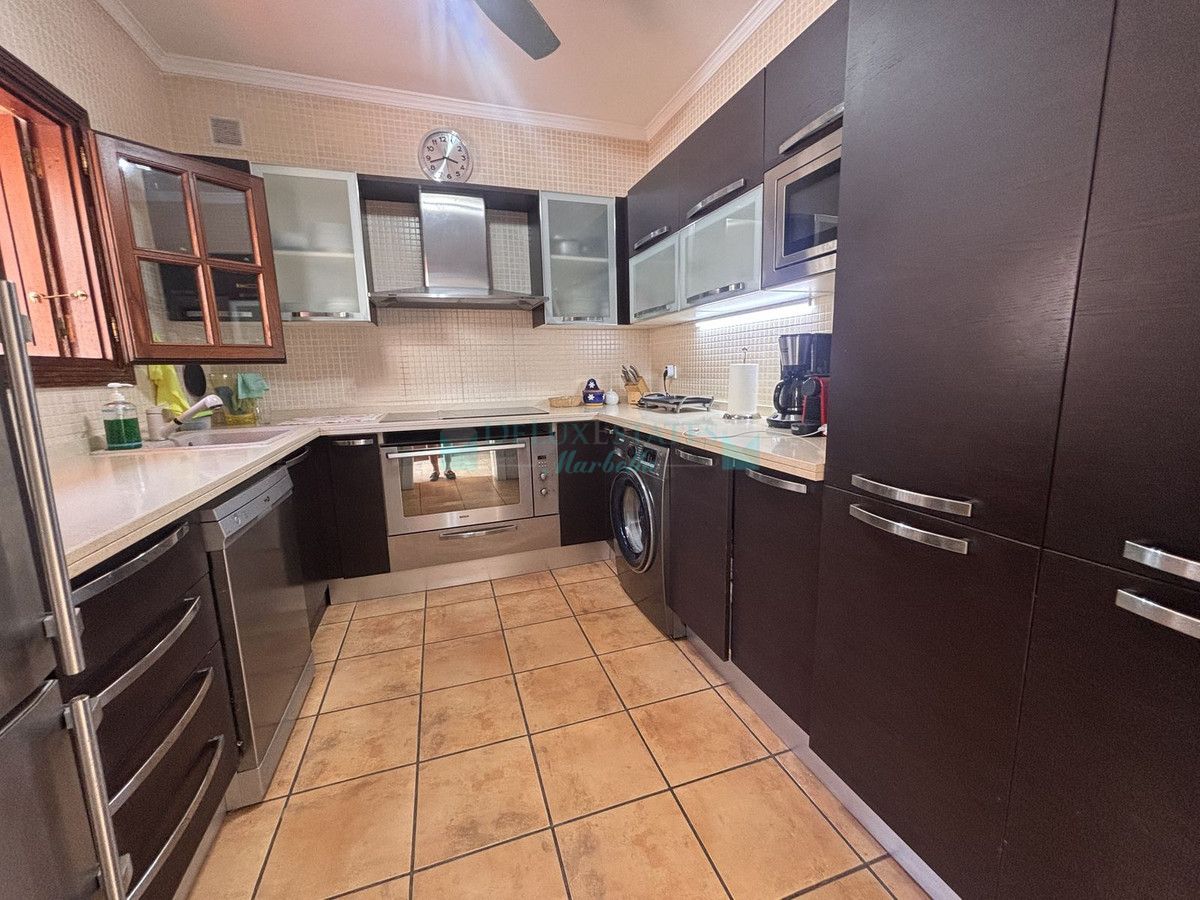 Semi Detached Villa for sale in Nueva Andalucia