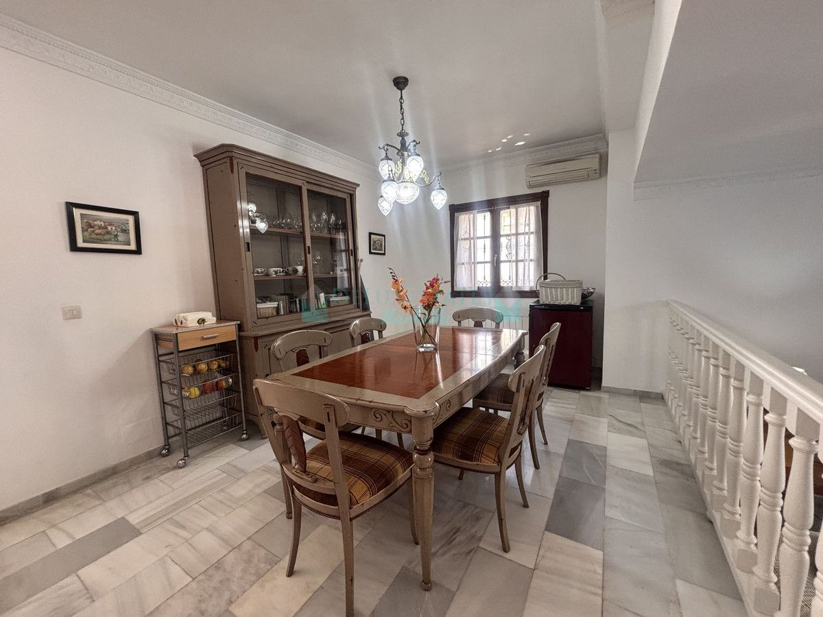 Semi Detached Villa for sale in Nueva Andalucia