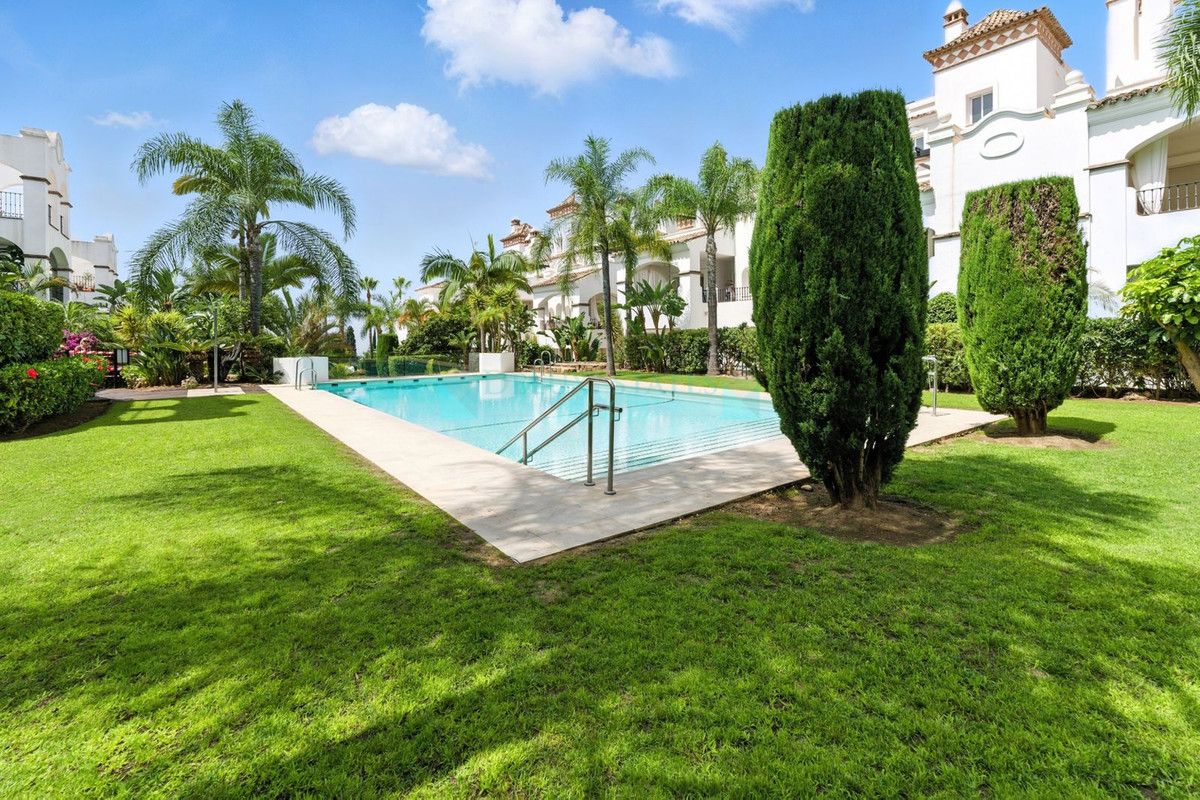 Apartment for sale in Nagüeles, Marbella Golden Mile