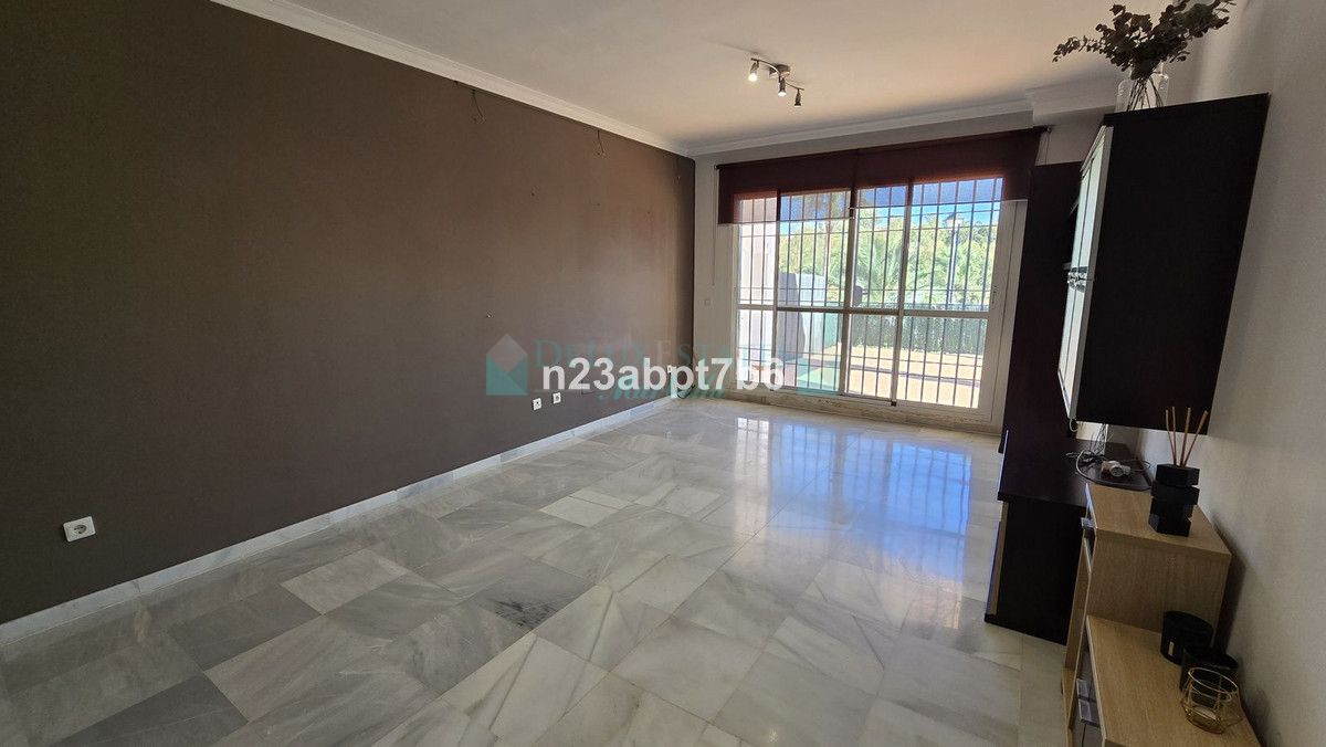 Apartamento Planta Baja en venta en Nueva Andalucia