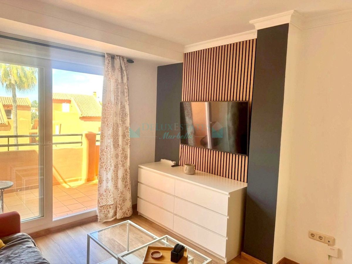 Apartamento en venta en Elviria, Marbella Este