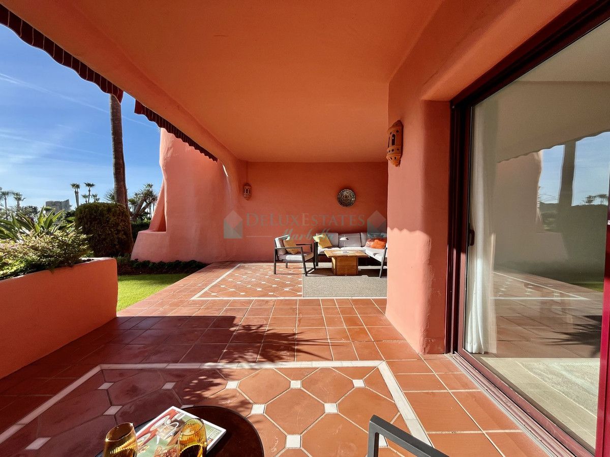 Ground Floor Apartment for sale in Estepona