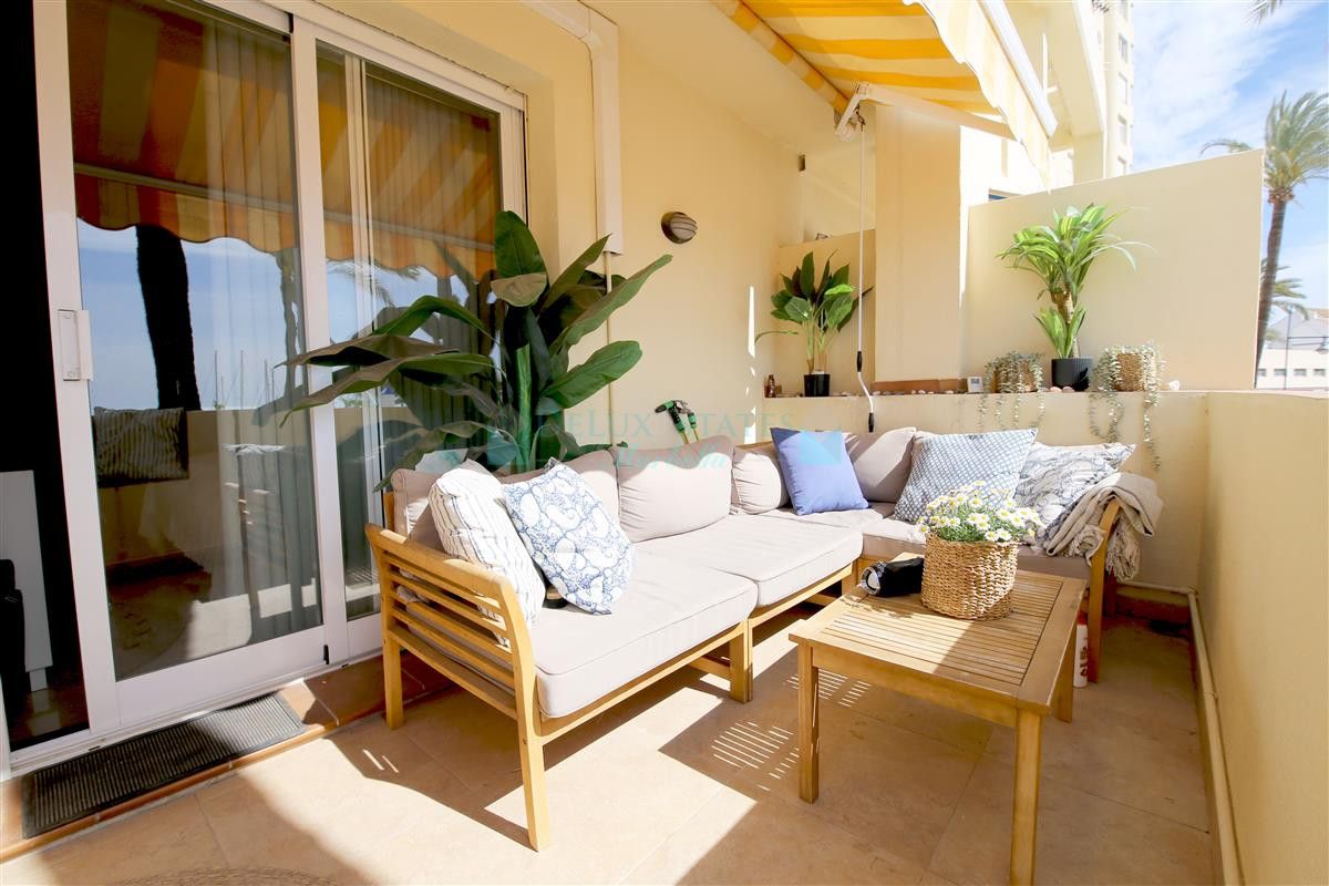 Apartment for rent in Estepona