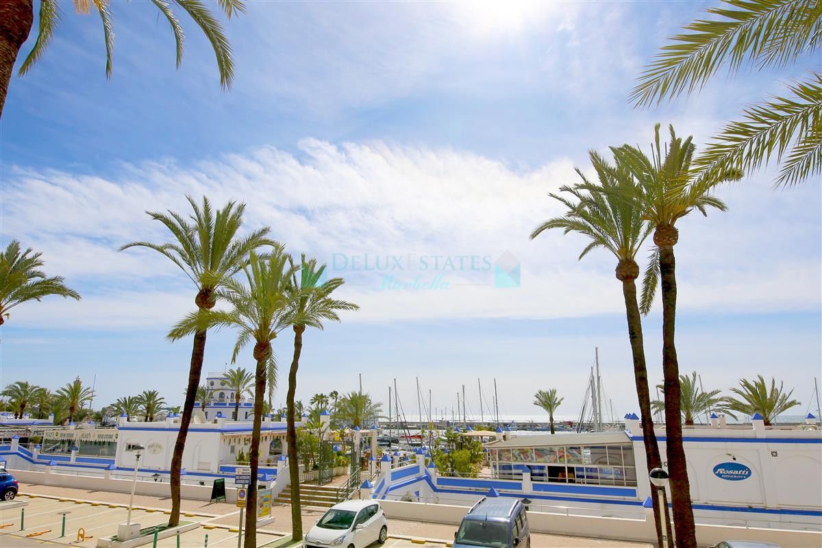 Apartment for rent in Estepona