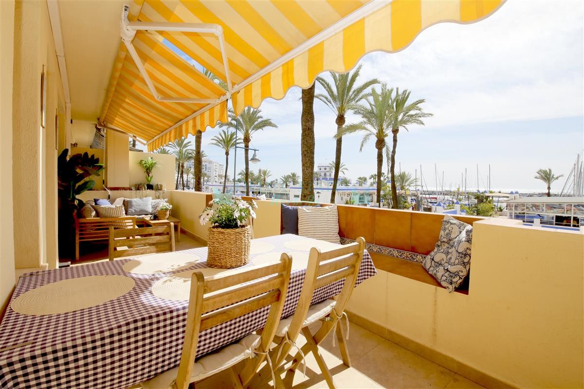 Apartment for rent in Estepona