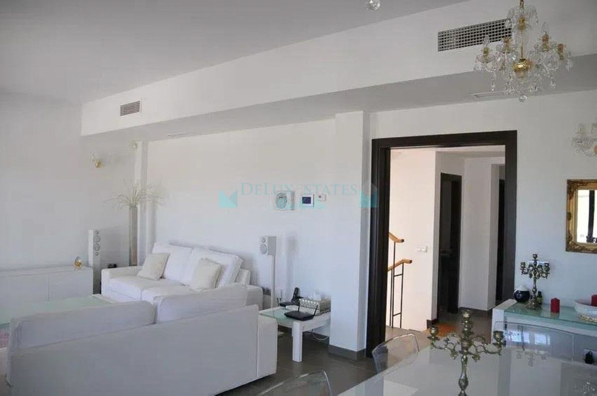 Semi Detached Villa for sale in Estepona
