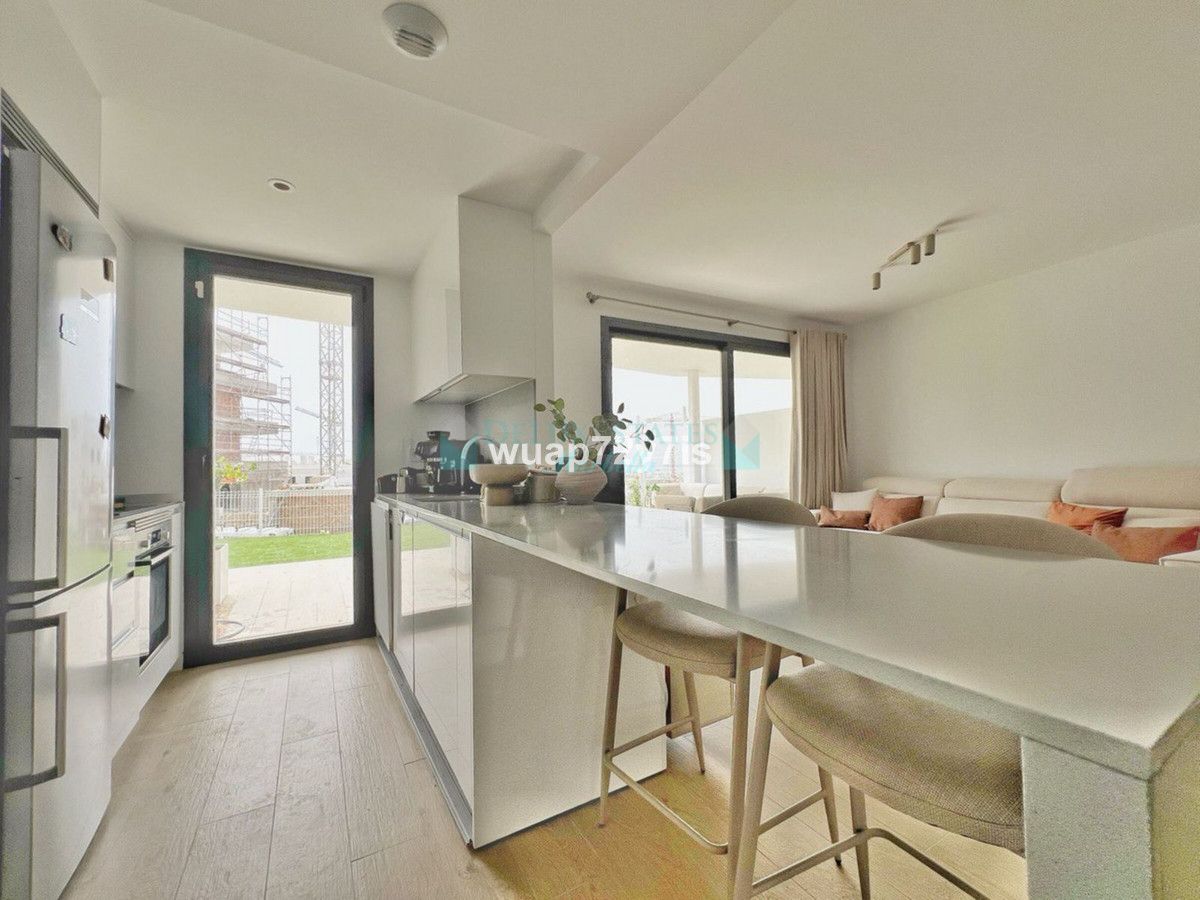 Ground Floor Apartment for sale in Estepona