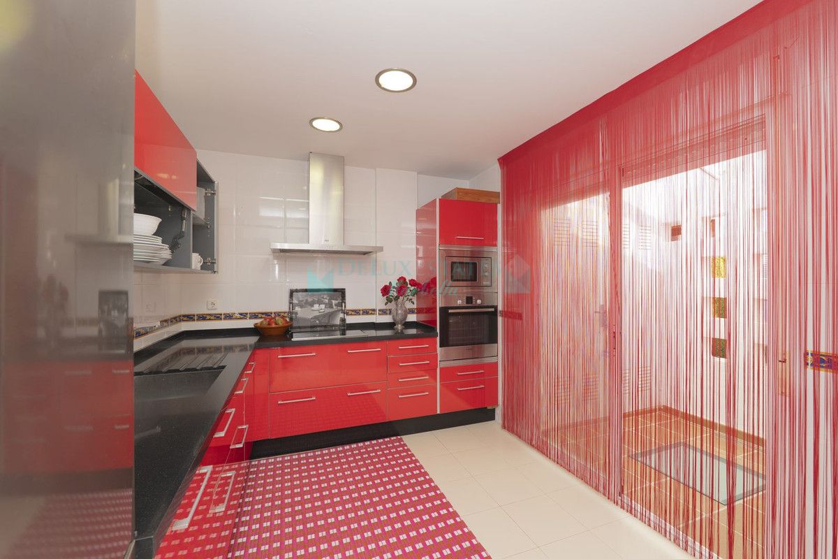 Town House for sale in Bahia de Marbella, Marbella East